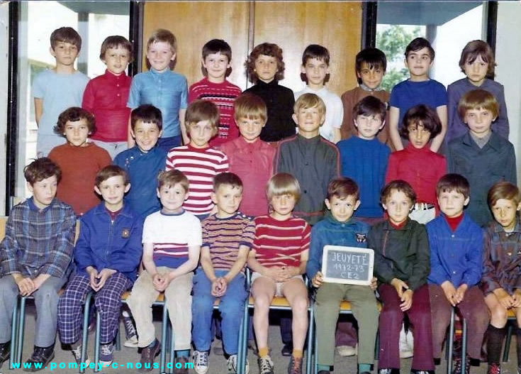 Classe de CM1 garçons de l'école du Jeuyeté de Pompey en 1967 (Photographie n°179)